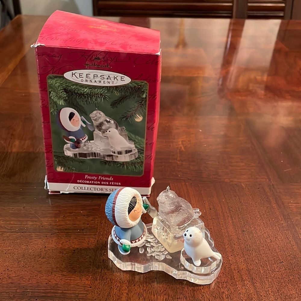 Hallmark Frosty Friends # 21 Ornament - Picture 3 of 7